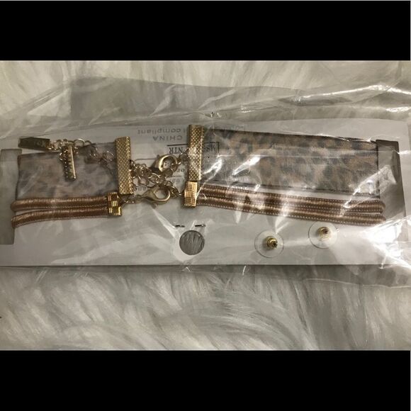 Set of 2 chokers and earrings set - Picture 2 of 2